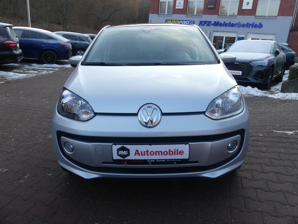 Volkswagen up! 2015