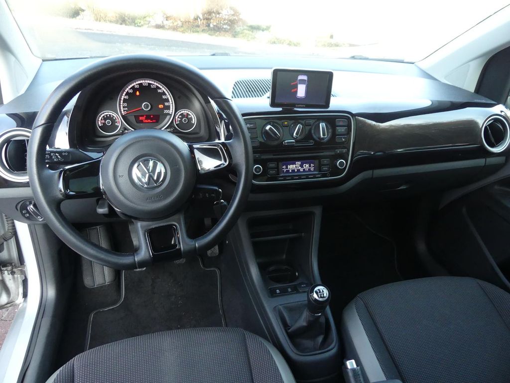 Volkswagen up! 2015
