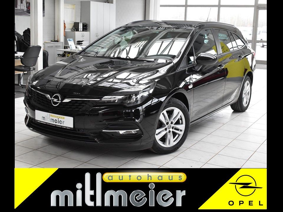 Opel Astra 2021