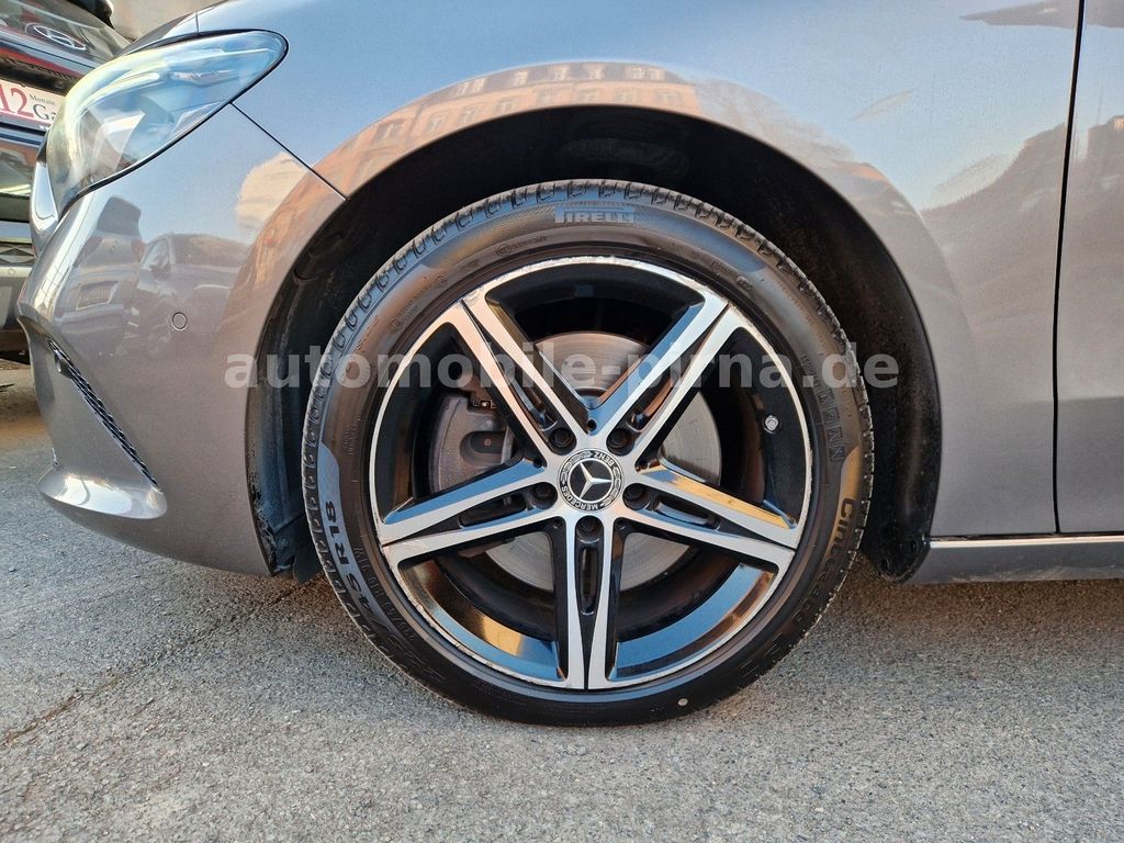 Mercedes-Benz B 250 2022