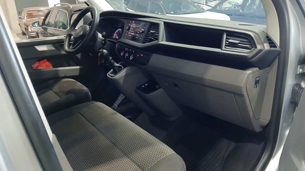Volkswagen T6 Transporter 2021