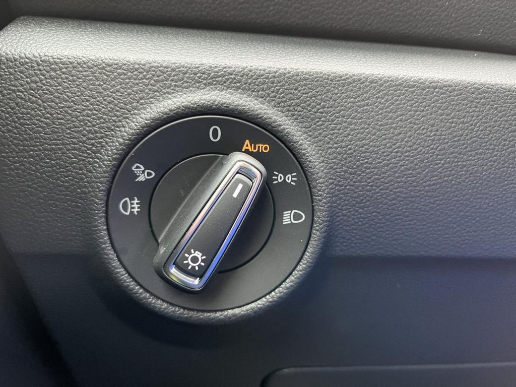 Volkswagen T-Roc 2024