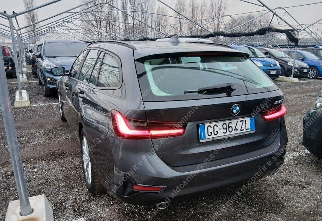BMW 316 2021