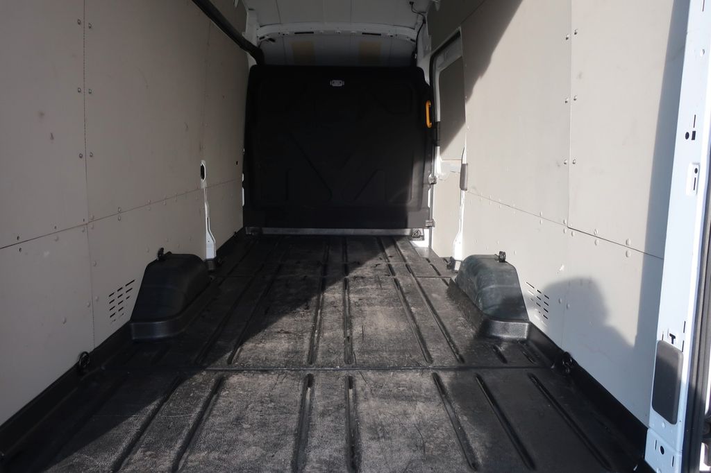 Ford Transit 2024