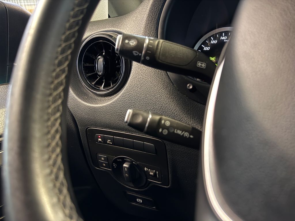 Mercedes-Benz Vito 2021