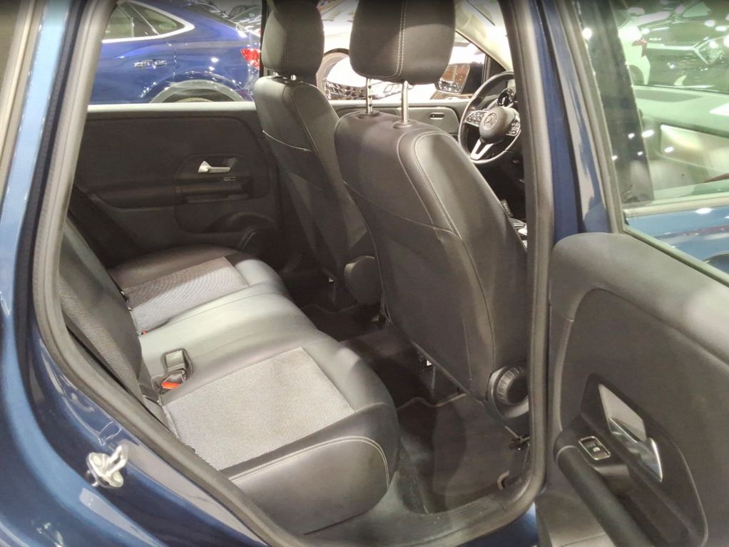 Mercedes-Benz B 180 2020