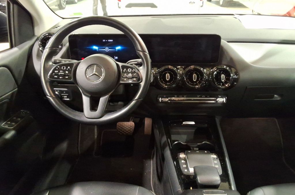 Mercedes-Benz B 180 2020