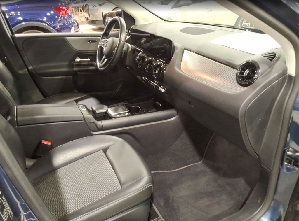 Mercedes-Benz B 180 2020