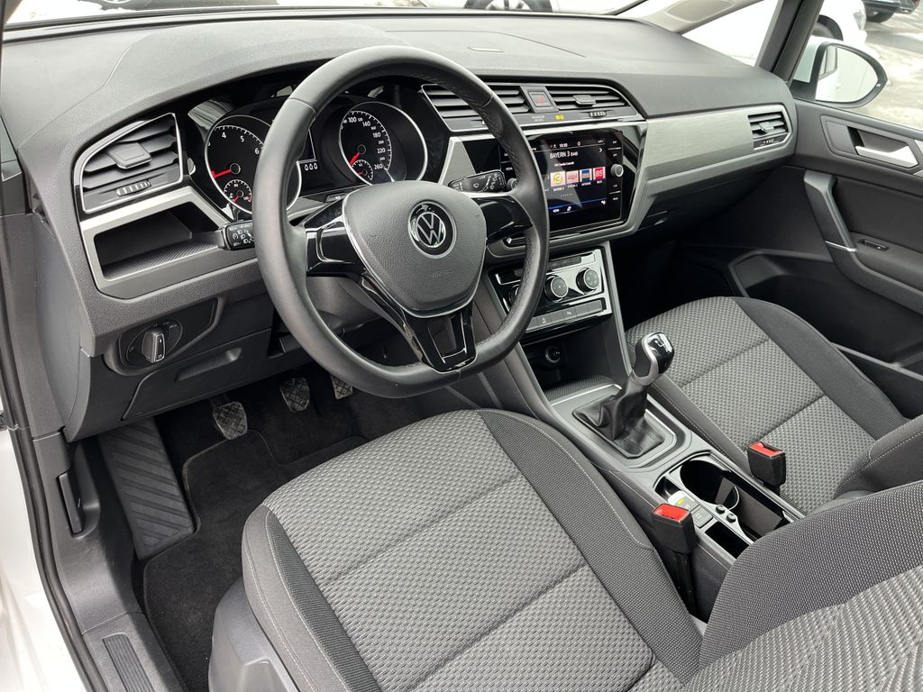 Volkswagen Touran 2021