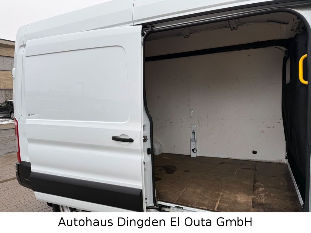 Ford Transit 2022