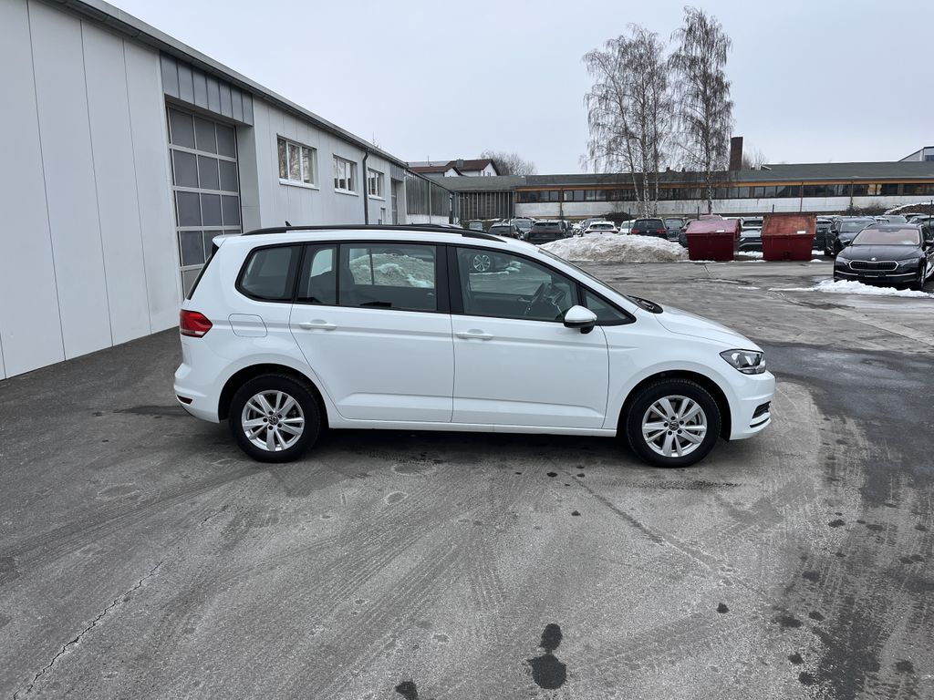 Volkswagen Touran 2021