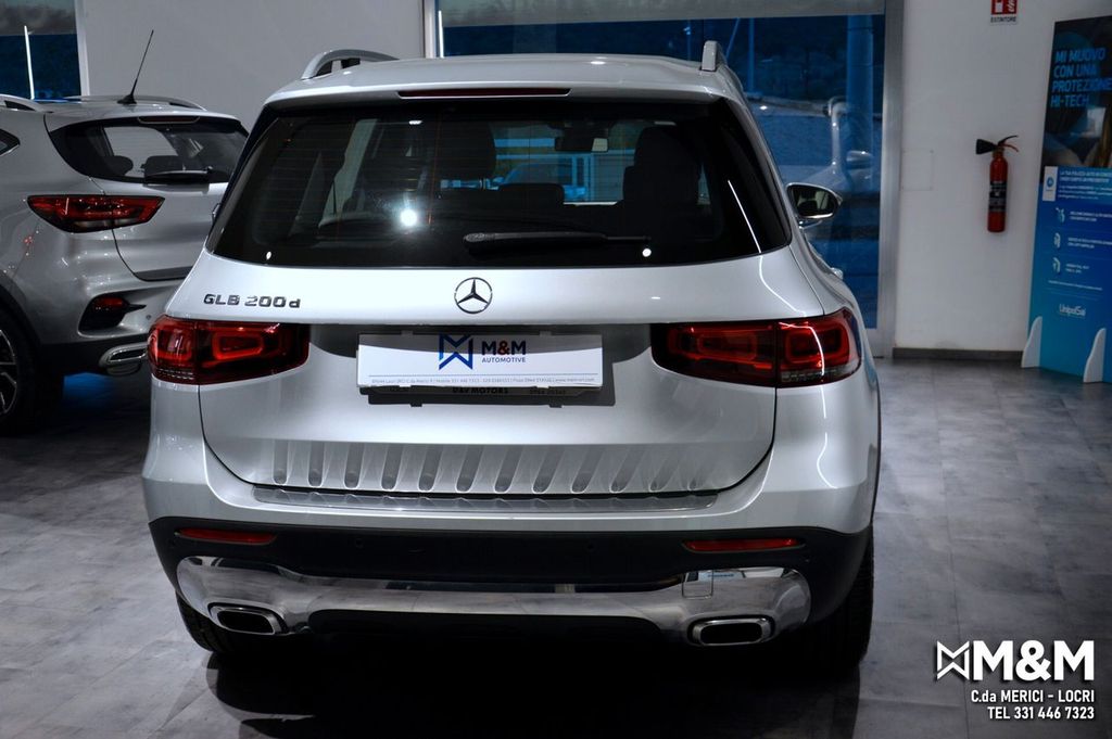 Mercedes-Benz GLB 200 2020
