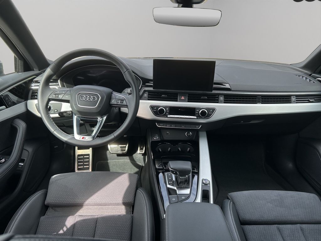 Audi A4 2024