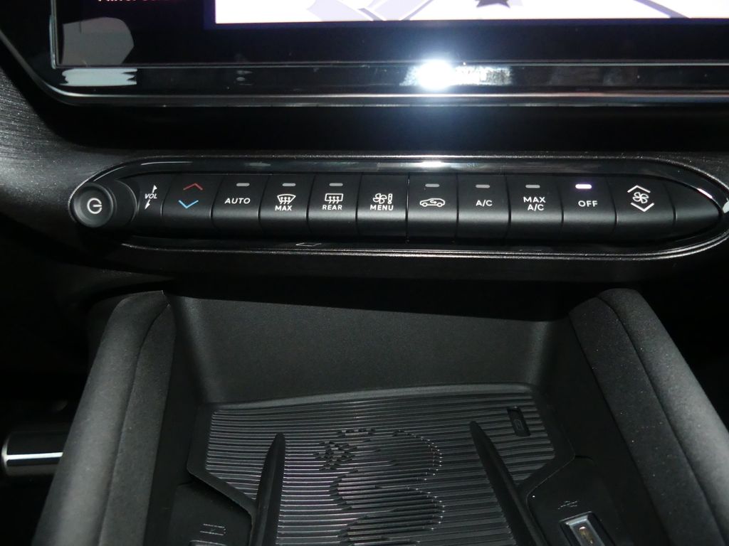 Alfa Romeo Junior 2025