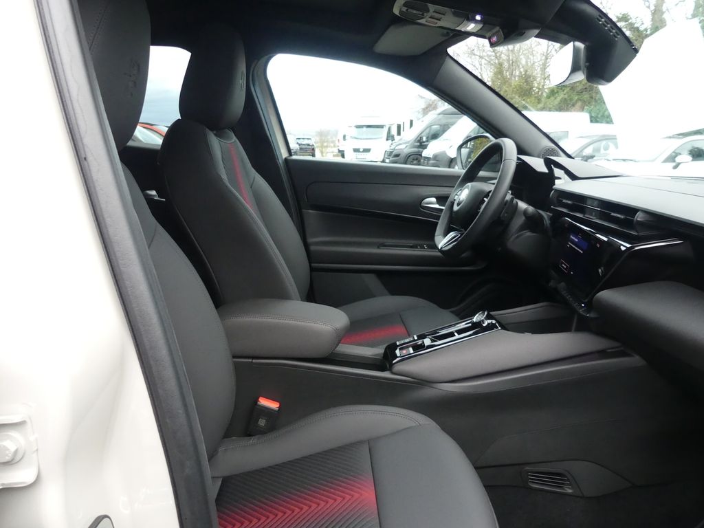 Alfa Romeo Junior 2025