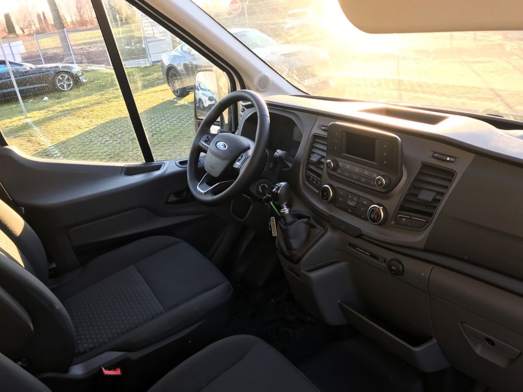 Ford Transit 2025