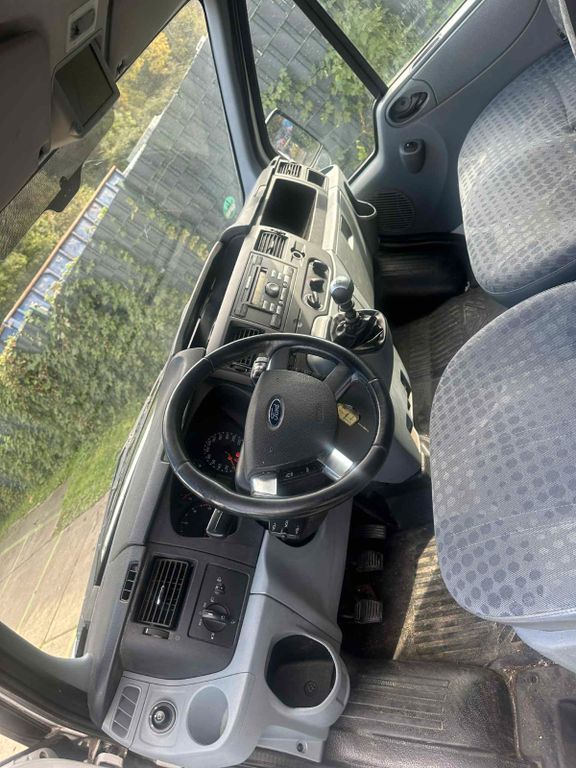 Ford Transit 2012