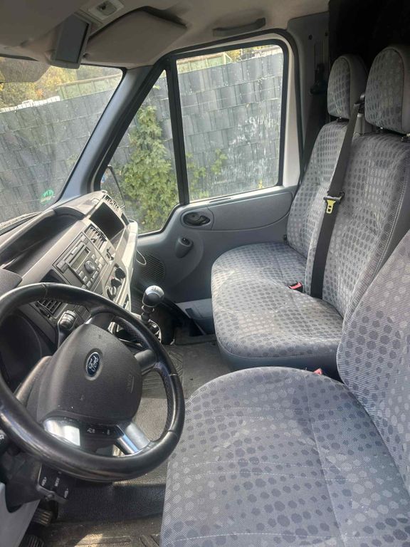 Ford Transit 2012