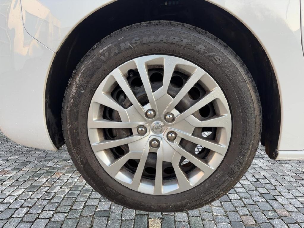 Opel Vivaro 2023