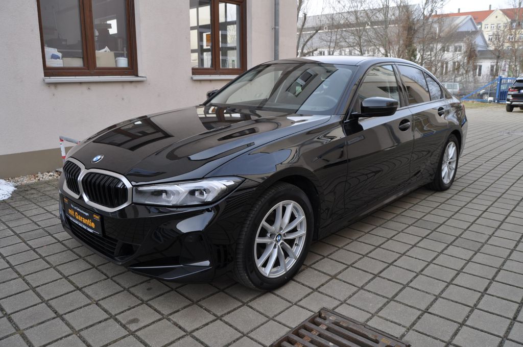 BMW 318 2022