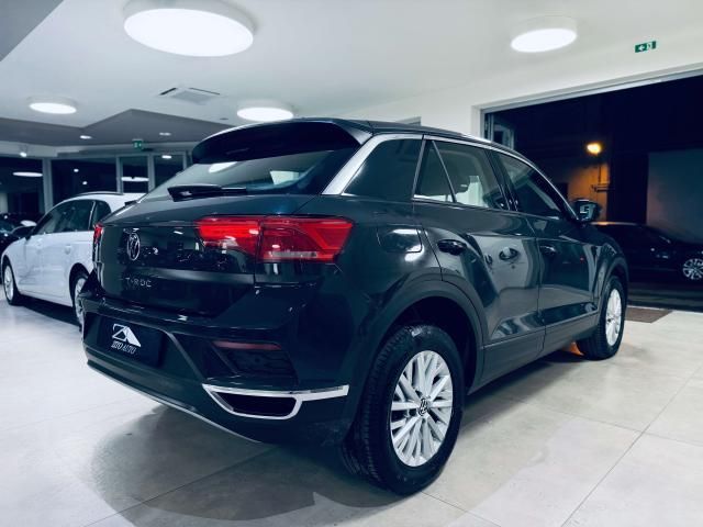 Volkswagen T-Roc 2021