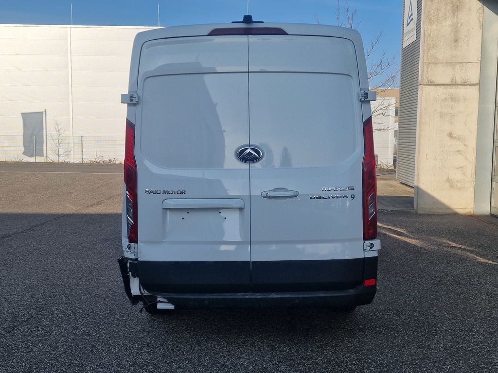 Maxus Deliver 9 2024