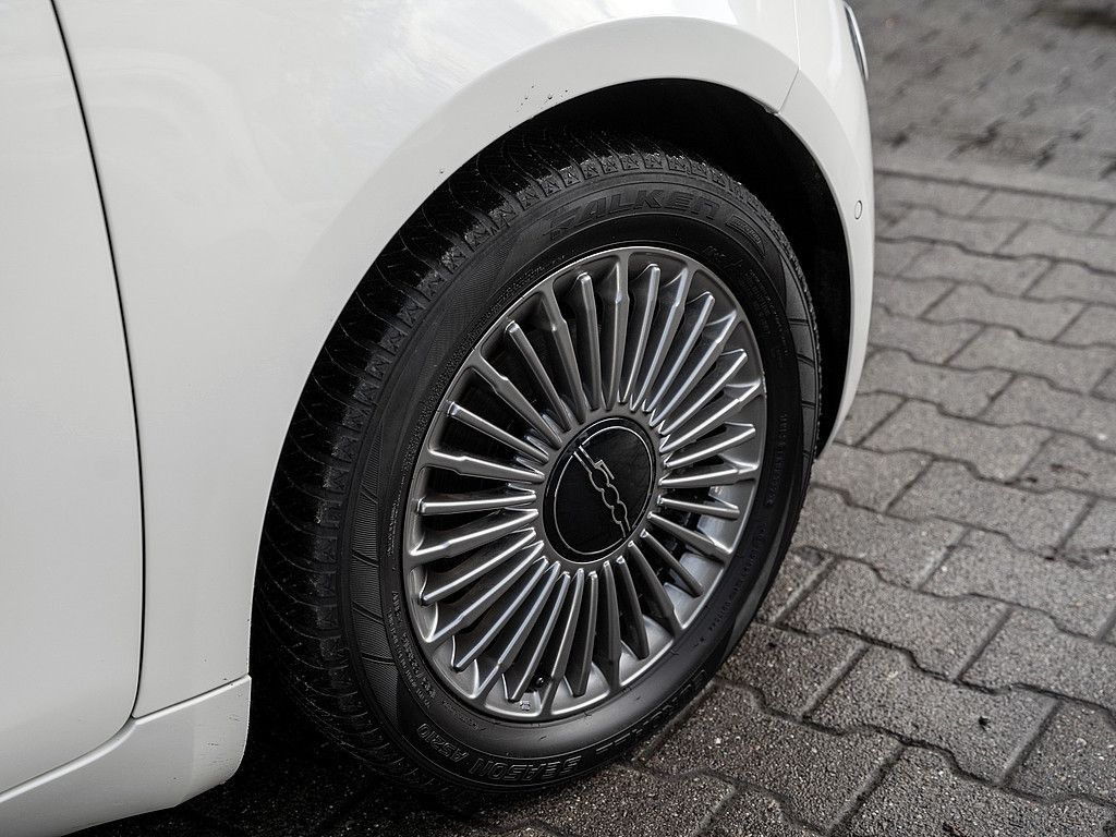 Fiat 500 2023