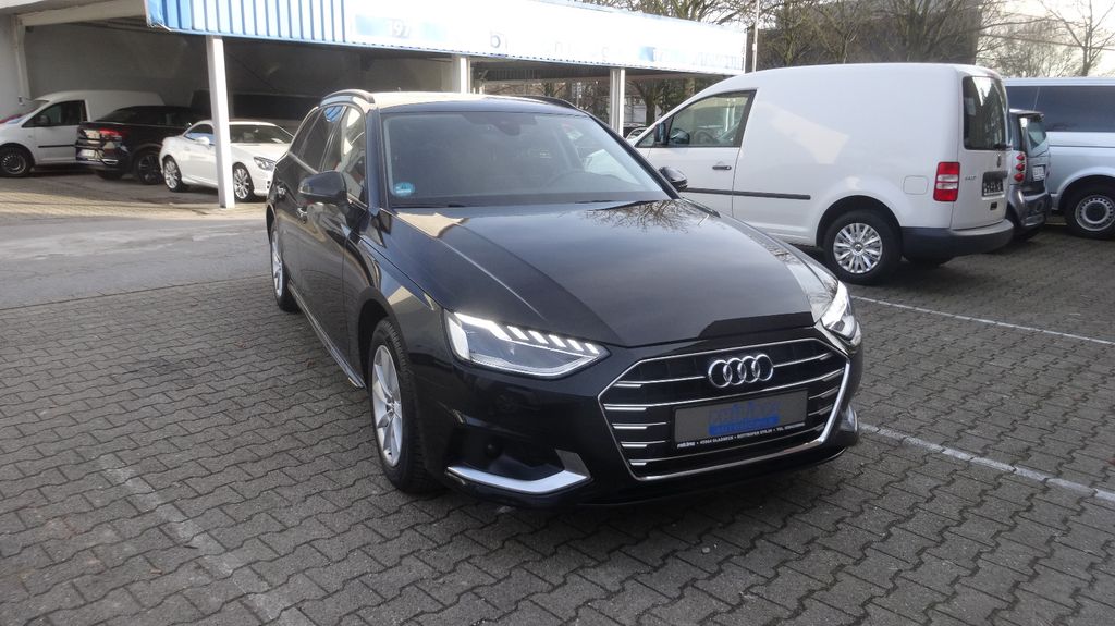 Audi A4 2023