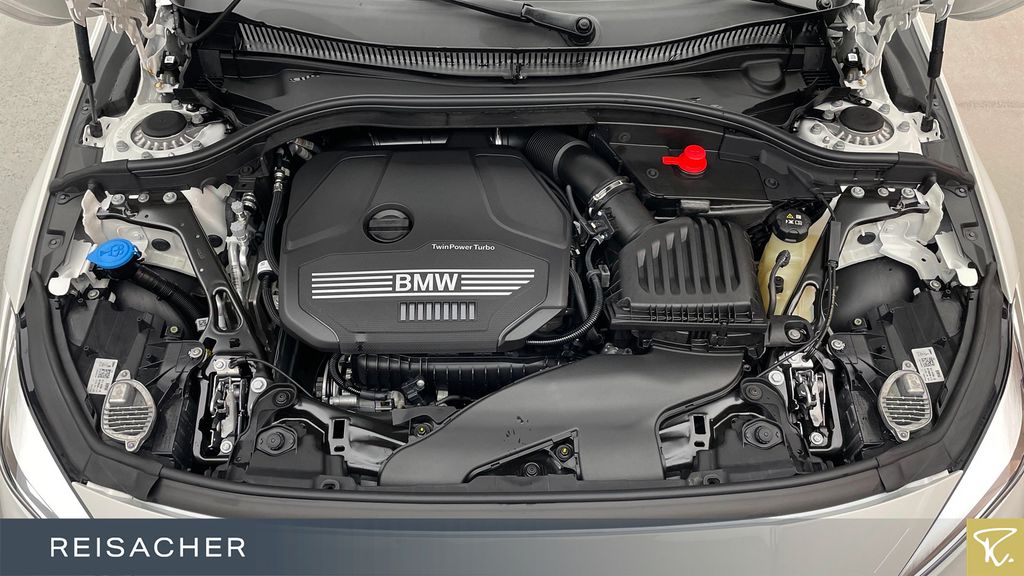 BMW 118 2024