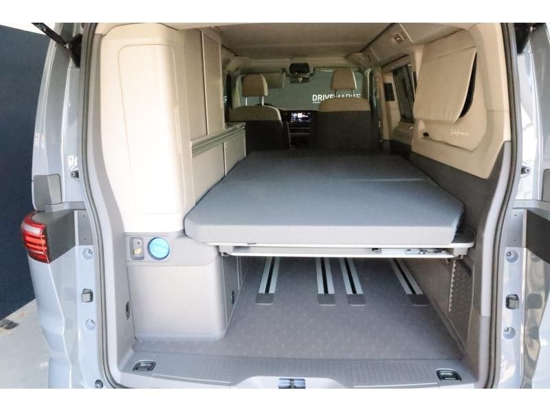 Volkswagen T7 California 2025