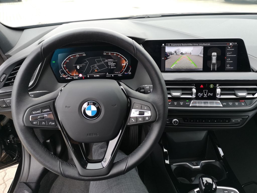 BMW 118 2022
