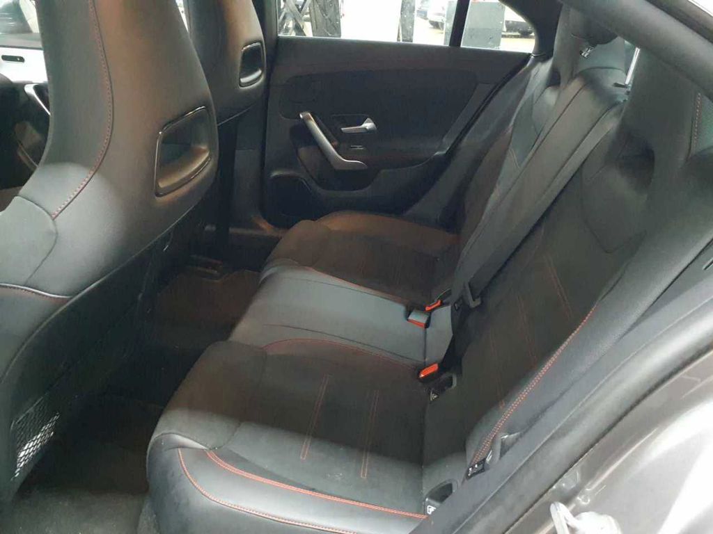 Mercedes-Benz CLA 250 2021