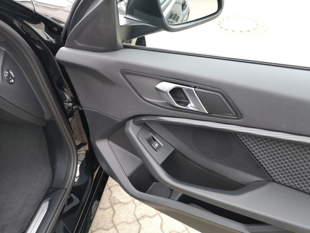 BMW 118 2022