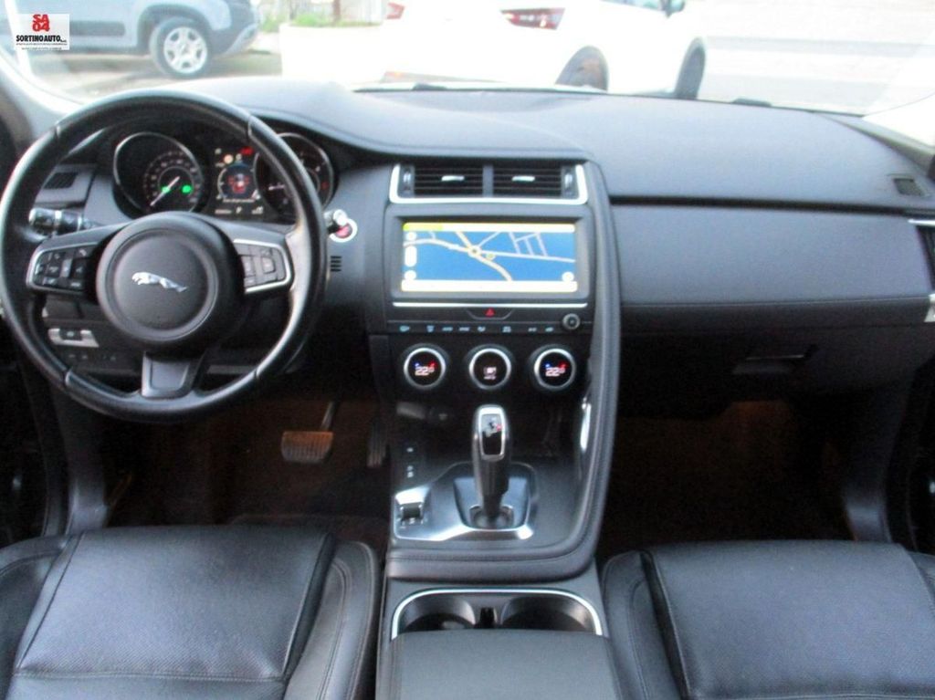Jaguar E-Pace 2019