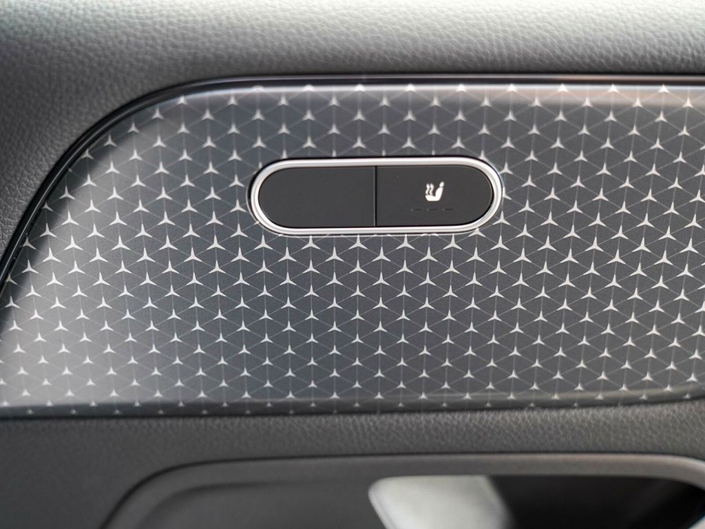 Mercedes-Benz B 180 2023