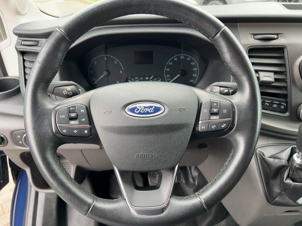 Ford Transit 2022