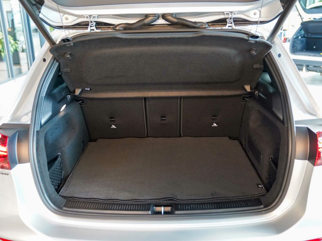 Mercedes-Benz B 180 2023