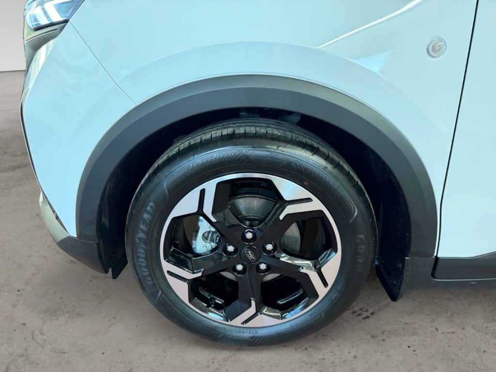 Ford Tourneo Courier 2025