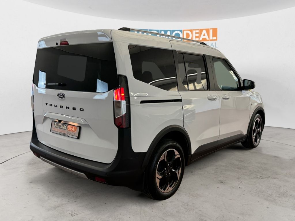 Ford Tourneo Courier 2025