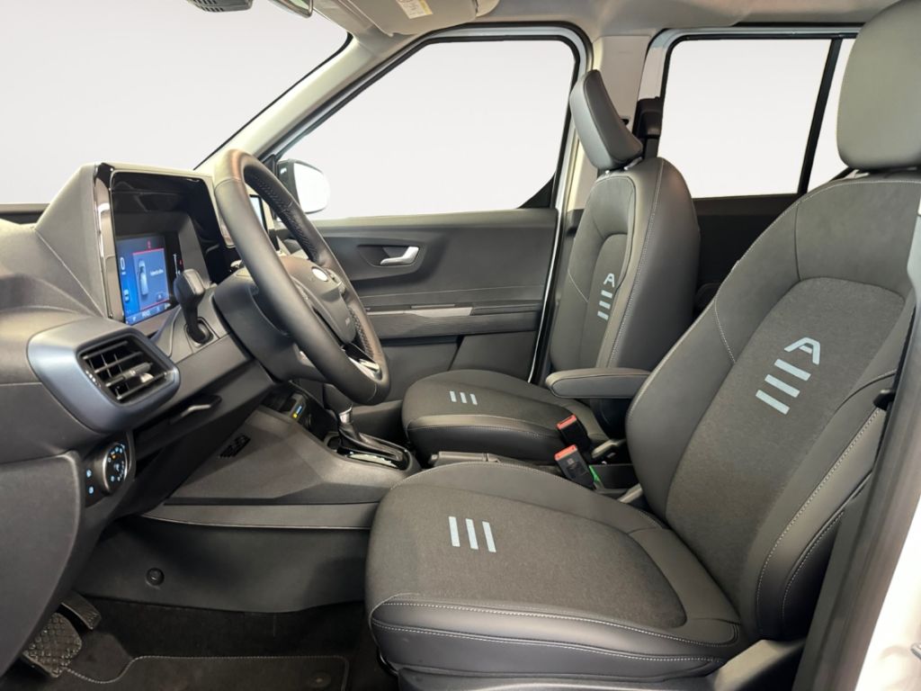 Ford Tourneo Courier 2025