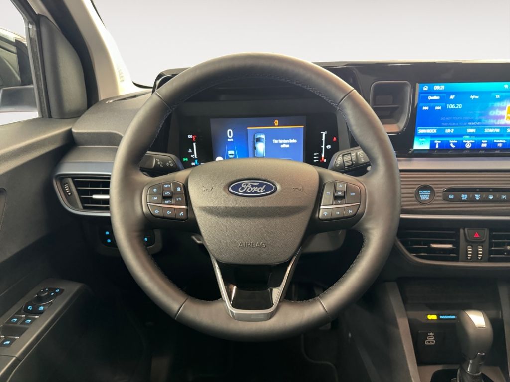 Ford Tourneo Courier 2025