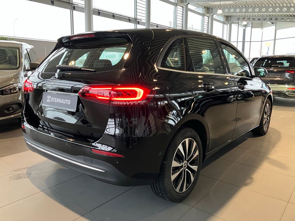 Mercedes-Benz B 250 2021
