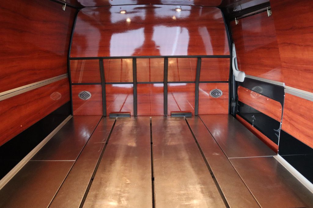 Mercedes-Benz Vito 2013