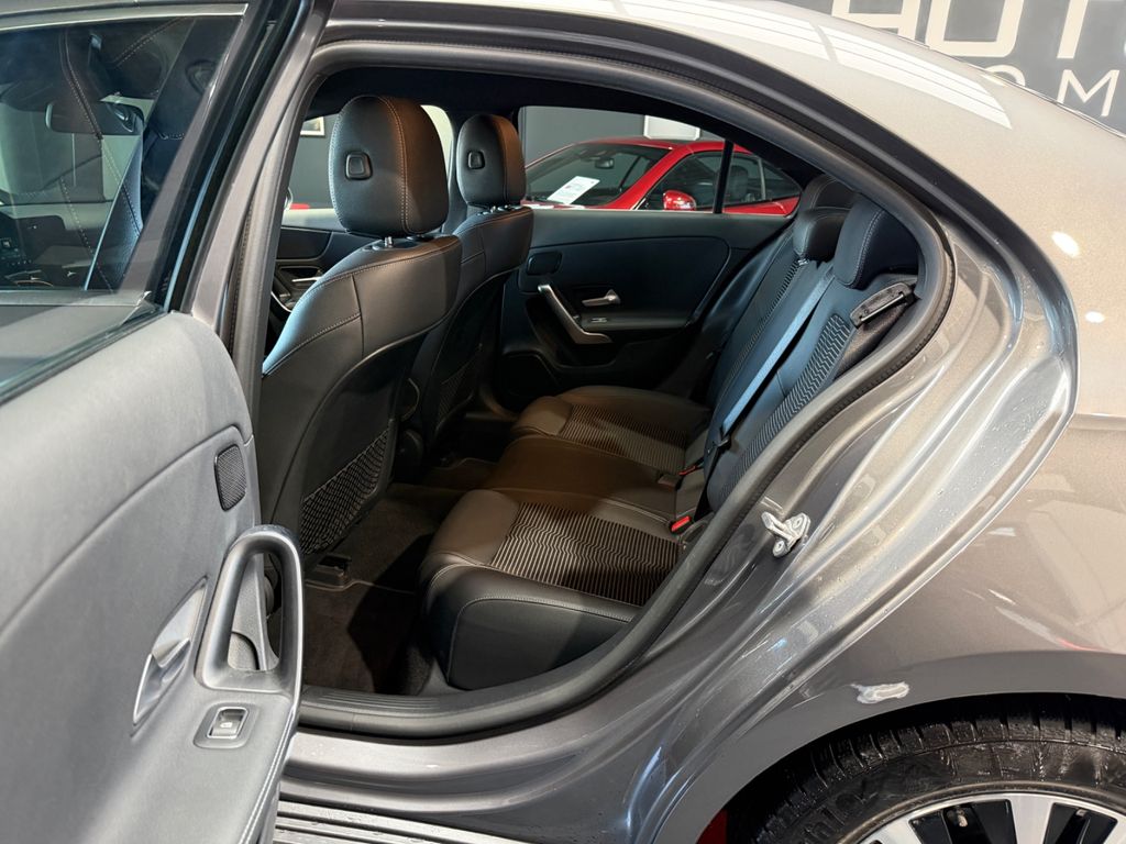 Mercedes-Benz A 180 2022