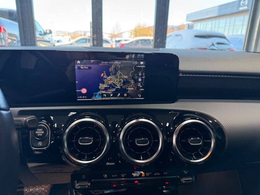 Mercedes-Benz A 180 2022