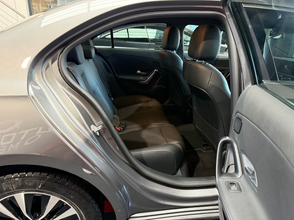 Mercedes-Benz A 180 2022