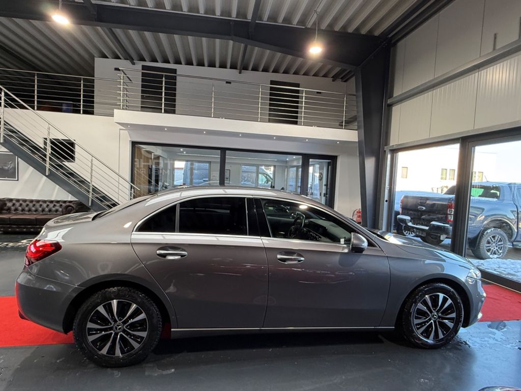 Mercedes-Benz A 180 2022