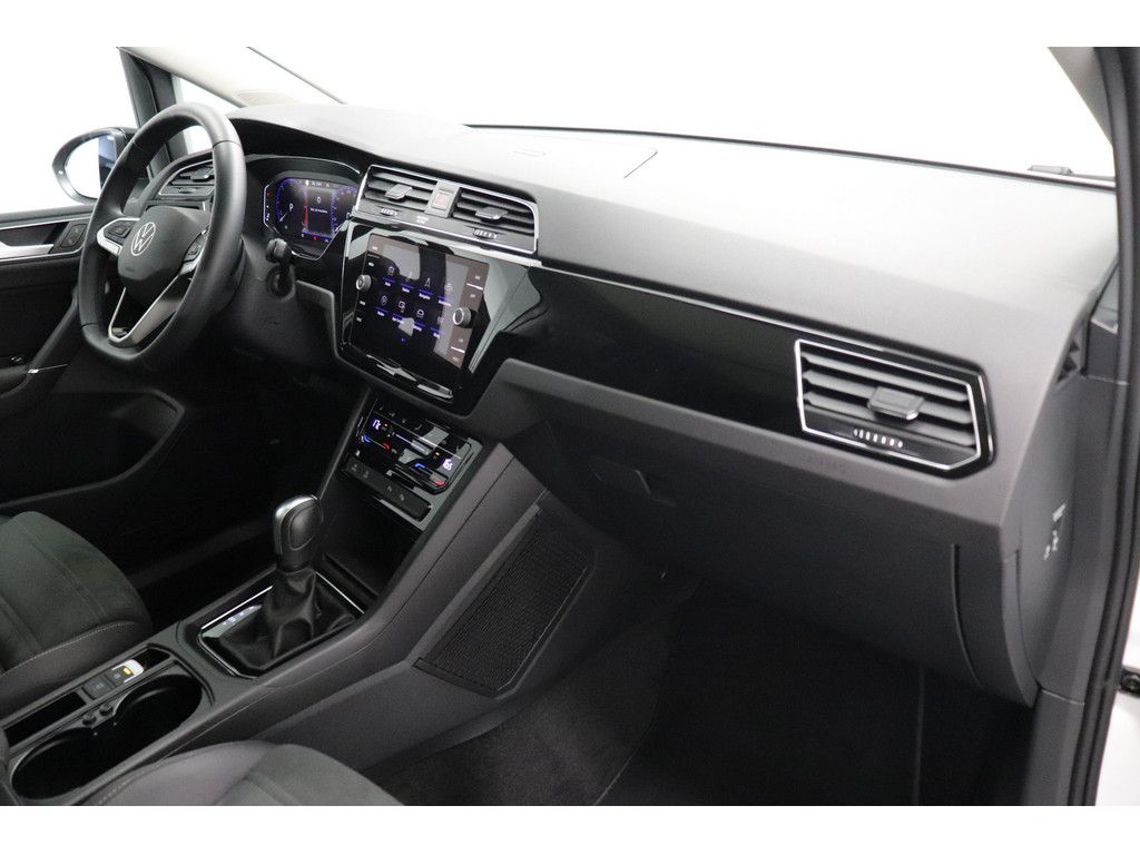 Volkswagen Touran 2024