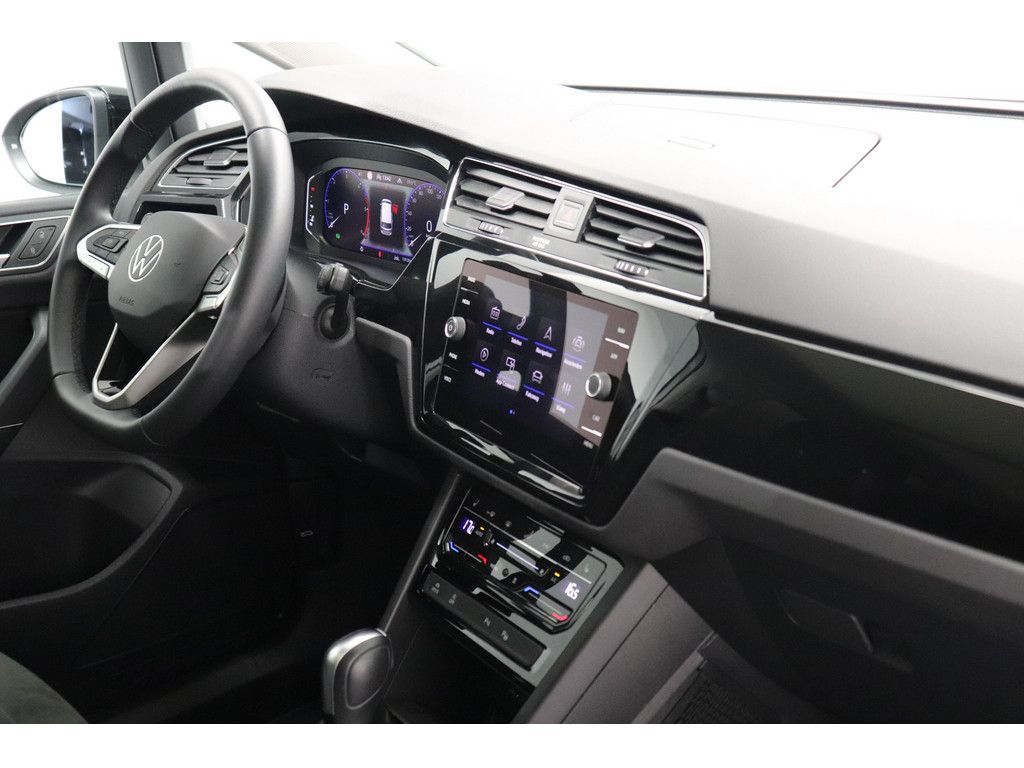 Volkswagen Touran 2024