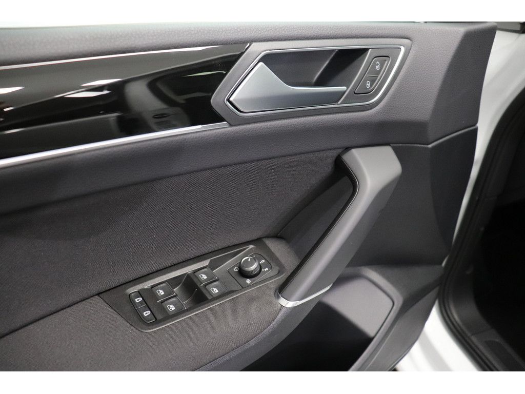 Volkswagen Touran 2024